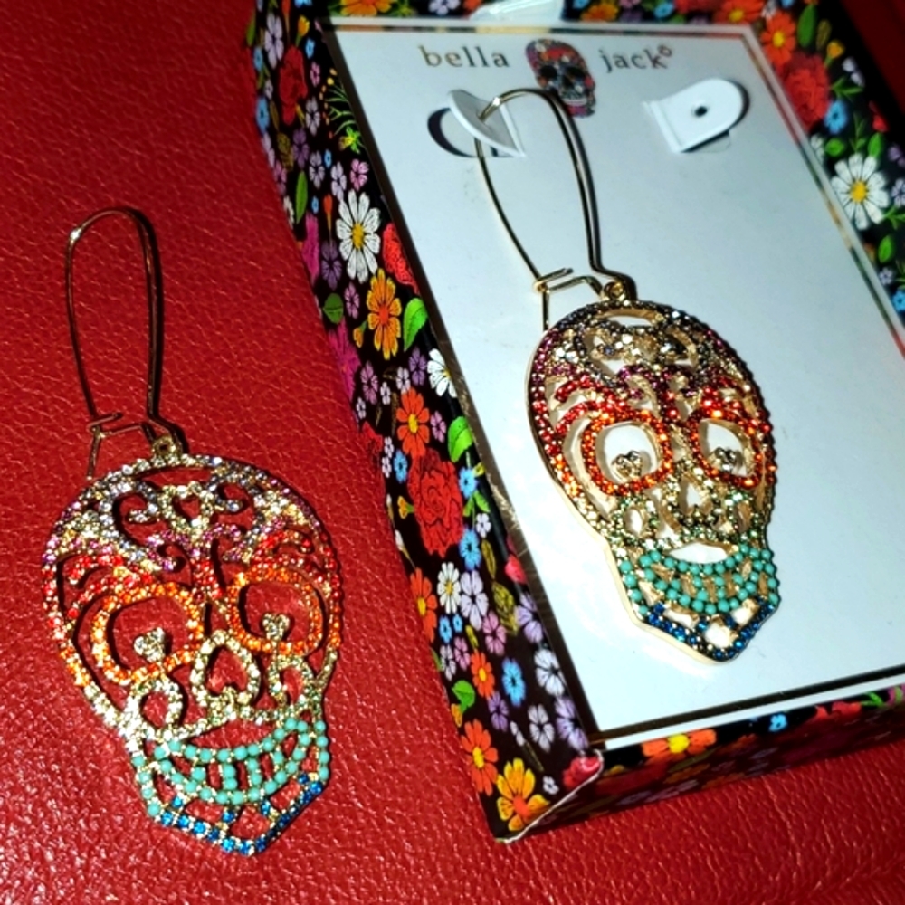 🌈 Bella Jack Rainbow skull earring